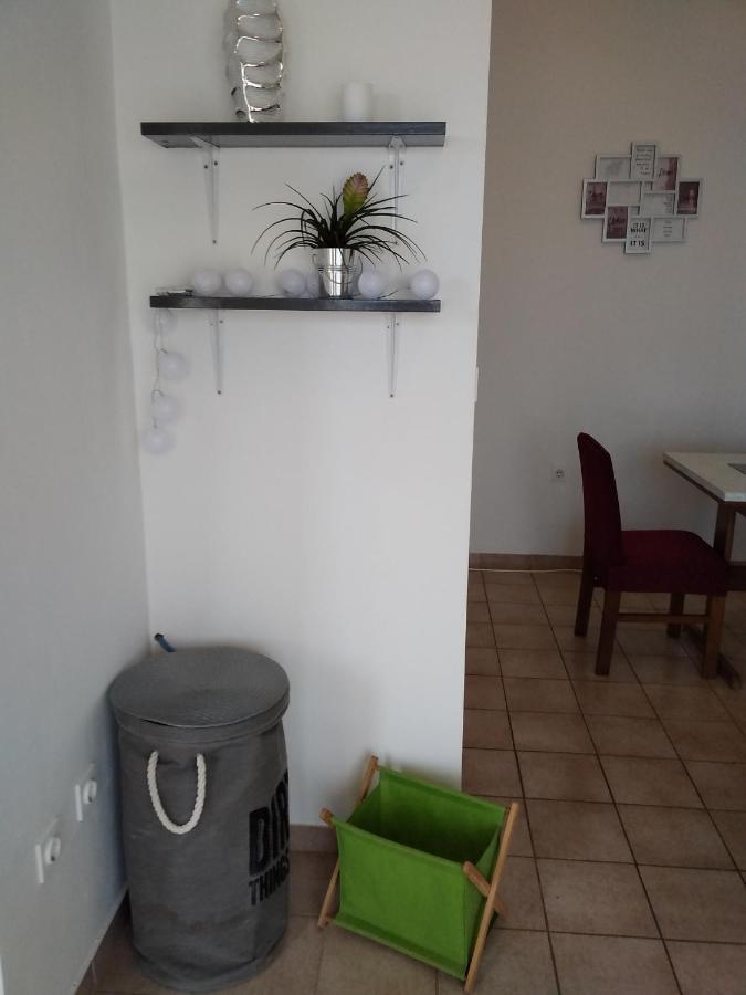 Apartmani Maja Pag Town Esterno foto
