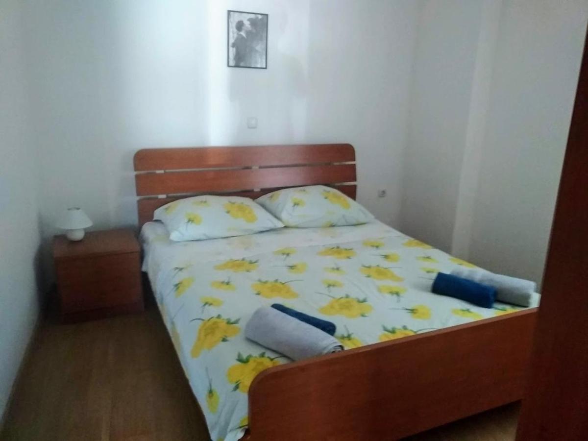 Apartmani Maja Pag Town Esterno foto